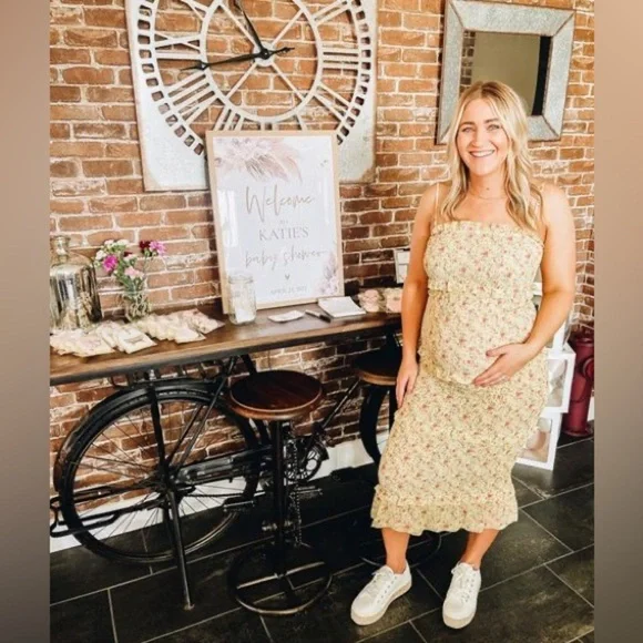 Pinkblush floral smocked bodycon midi dress nwot - Picture 5 of 14